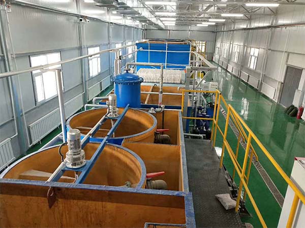 乳化液污水處理設(shè)備原理是什么？